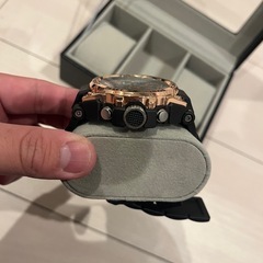 腕時計ブラックゴールド　ケースセットの画像