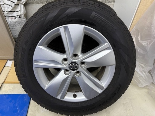 60ハリアー 純正ホイール　スタッドレスタイヤ 225/65r17 ピレリ