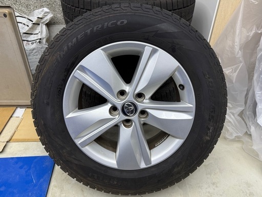 60ハリアー 純正ホイール　スタッドレスタイヤ 225/65r17 ピレリ