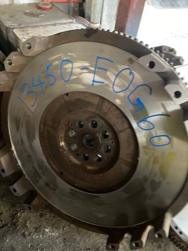 日野E13Cフライホイール