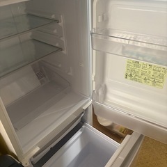 シャープ　小型冷蔵庫　の画像