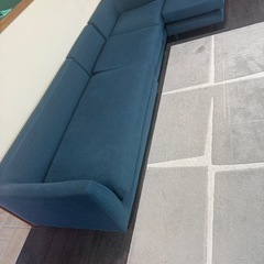 4人掛けソファーの画像