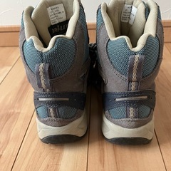 トレッキングシューズ　23.5cmの画像