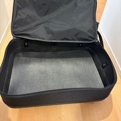 スキースノボーなどキャスター付きバッグの画像