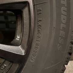 スタッドレスタイヤ BLIZZAK VRX2 185/65R15 88Qの画像