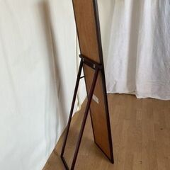 No.183　スタンドミラー　姿見　幅33㎝×高さ150㎝　木製フレーム（豊橋市収集業務課リユース家具）の画像