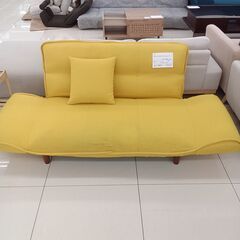 ★リユースのサカイ日立店★HJ8457  2人掛けソファ イエロー H22～62×D70～105×W140～160 クリーニング済み の画像