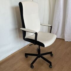 No.185　IKEA MILLBERGET ミルベルゲット回転チェア（豊橋市収集業務課リユース家具）の画像