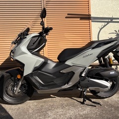 ホンダ ADV160 パールスモーキーグレー2025年11月登録  走行距離95kmの画像