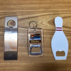 昭和レトロ 栓抜き 14個まとめ売り サッポロビール キリンビール アサヒビール キリンレモン コカコーラ 読売新聞 キョクヨー 極洋の缶詰の画像