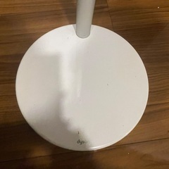 ダイソン 充電スタンド V11の画像