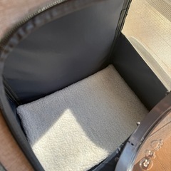新品未使用ペットキャリーケース　リュック型の画像