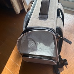 新品未使用ペットキャリーケース　リュック型の画像