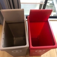 45Lゴミ箱2個の画像