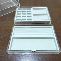 無印良品　アクリル　ジュエリーケースの画像