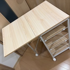 キッチンワゴンの画像