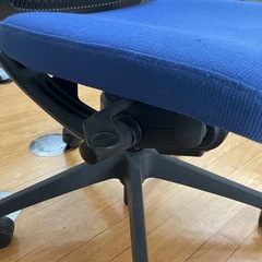 事務椅子2脚の画像