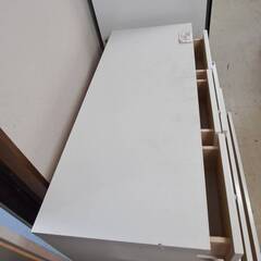 リサイクルショップどりーむ荒田店　No5076　タンス　写真参照🎵　ホワイトカラー　天板少し汚れあり😢の画像