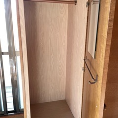 洋服タンスの画像