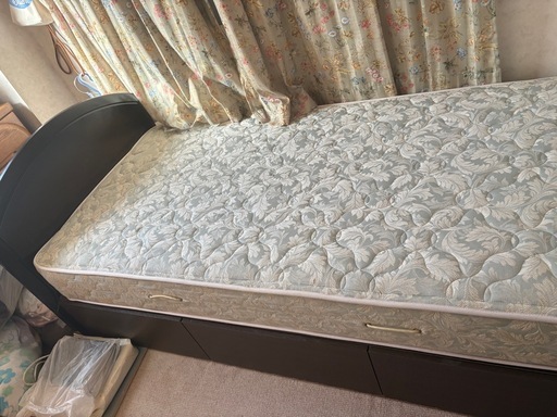 シモンズシングルベッドマットレス付き (たけ) 新潟のベッド《シングル