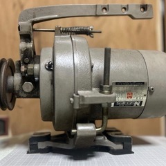 Yamato 職業用ミシン グリーンの画像