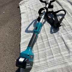 マキタ　ＭＵＲ１９４D　充電式草刈機　リサイクルショップ宮崎屋　佐土原店　25.12.1の画像