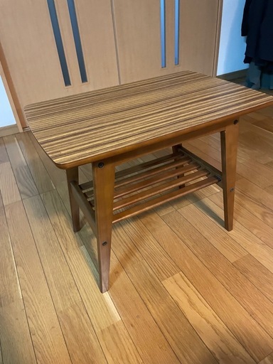 カリモク60　リビングテーブル小　ウォールナット　サイドテーブル