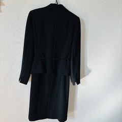 礼服13AR*STELLA CROSSブラックフォーマルスーツ美品!!の画像