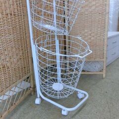 ランドリーバスケット ホワイト 3段 高さ123cm 取り外し可能 バスケット収納 ランドリー収納 洗濯物入れ キャスター付き かご 洗濯かご 札幌市 西野店の画像