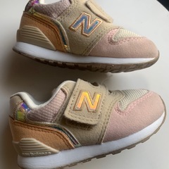 ベビースニーカーの画像