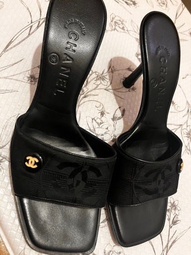CHANELサンダル