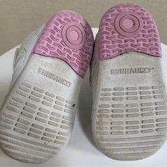 ベビースニーカーの画像