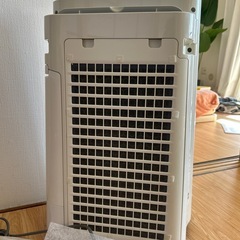 SHARPシャープ　加湿空気清浄機 の画像