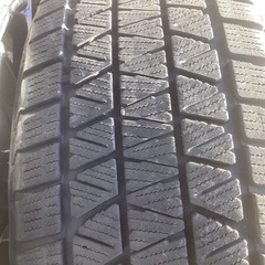 中古ホイル付きスタツトレスタイヤ4本セツト
の画像