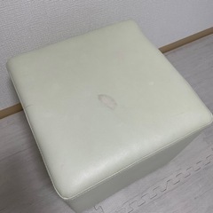 椅子・オットマン・ソファー椅子
の画像