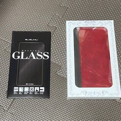 【新品未使用】iPhone12／12pro 手帳ケース　レッド×ブラック　おまけ付きの画像