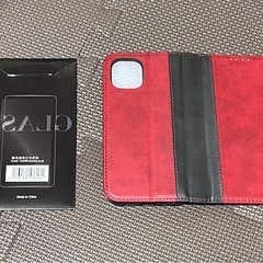 【新品未使用】iPhone12／12pro 手帳ケース　レッド×ブラック　おまけ付きの画像