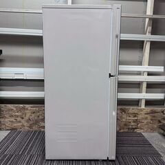 A8328【お買い得商品‼】TWINBIRD ツインバード　2018年製 冷蔵庫 冷凍冷蔵庫 2ドア 右開き 146L KHR-EJ15の画像