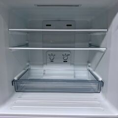 A8328【お買い得商品‼】TWINBIRD ツインバード　2018年製 冷蔵庫 冷凍冷蔵庫 2ドア 右開き 146L KHR-EJ15の画像