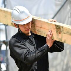 選べる職種☆屋根の上のヒーロー募集！！の画像