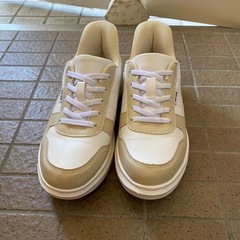 スニーカーの画像