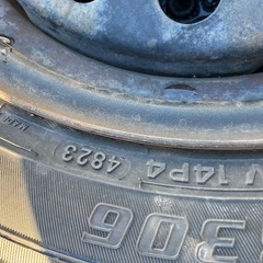 14インチ タイヤ 4本セットの画像