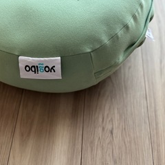 Yogibo ヨギボー メガ ムーン ピロー ピスタチオ　  の画像