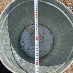 持ち手付き鉄製ヴィンテージダストボックスの画像