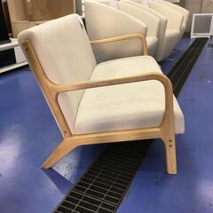 ★リユースのサカイ横浜南店★YM1655  2人掛けソファ アイボリー W130×D80×H75 クリーニング済みの画像