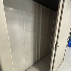 【中古品】SUZUKI　屋外物置　現状引渡しの画像