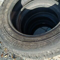 最終金額。これで売れなければ一旦削除します。　BRIDGESTONE スタッドレス　195 65 15の画像