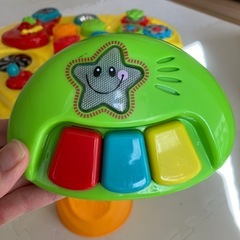 トイザらス　弾いて遊べるミュージカルテーブルの画像