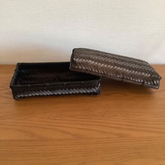 ふた付きかごの画像