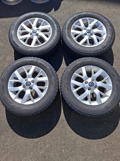 ヨコハマスタッドレスタイヤ195/65-15(22年製)&ノート純正ホイール